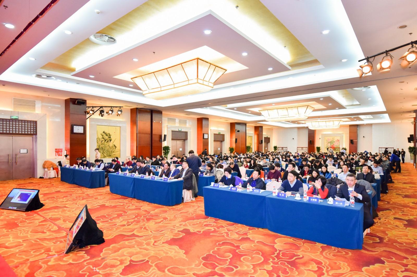 ͻ�������������ҵ��������������ڶ�����������ȴ�