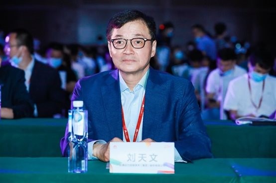 ��Ϊ����̬���ح������Ӯ ������������ڶ���Я�ֻ�Ϊ�ƴ����ü�ֵ