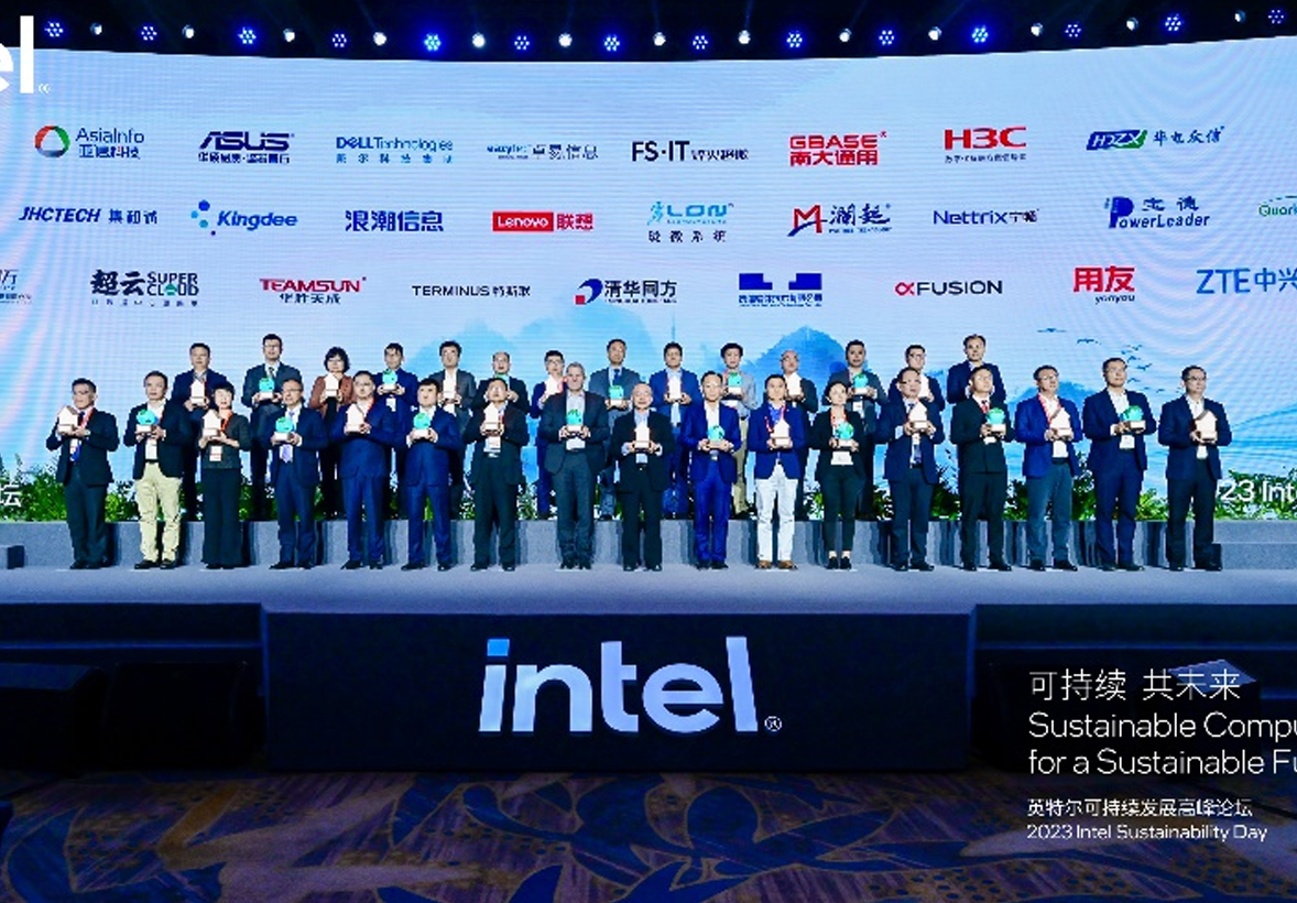 ������������ڶ�������Ӣ�ض���һ�����������̳����Ϲ�����һ��δ��